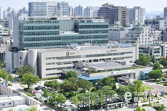 수원특례시청 전경
