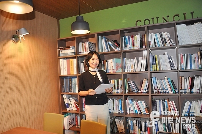 화성특례시의회 최은희 의원 인터뷰를 마치며(사진=이런뉴스)