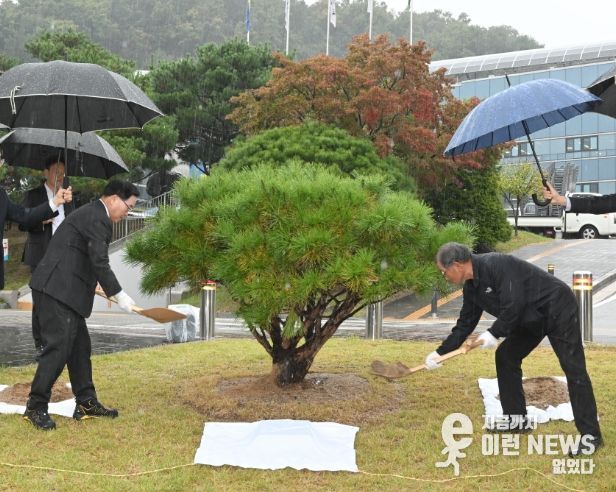 양주시, ‘시 승격 21주년 기념식수 행사’ 개최