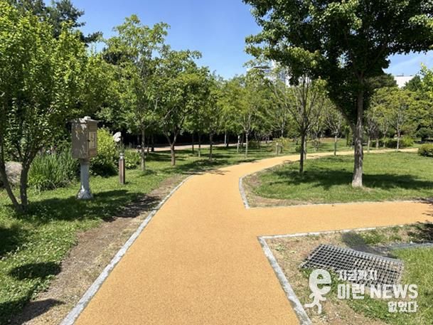 공원산책로 정비(후)