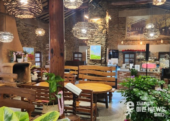 백마 화사랑 내부