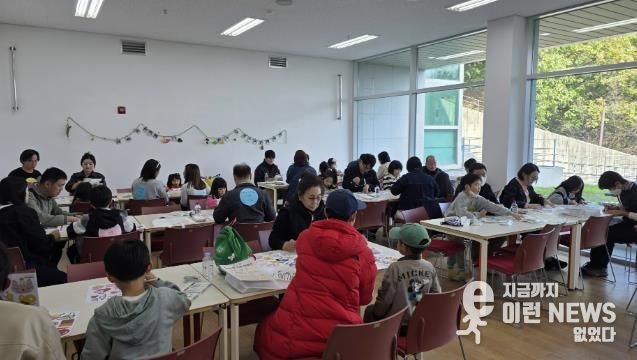 양평도서관, ‘하반기 독서 웰니스 프로나만의 굿즈 만들기 체험그램’ 성료