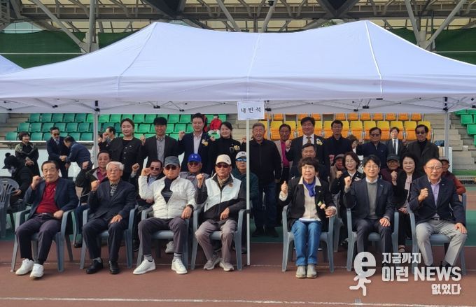 (우측부터) 윤해원 지회장, 홍지선 부시장, 이정애 시의회 부의장