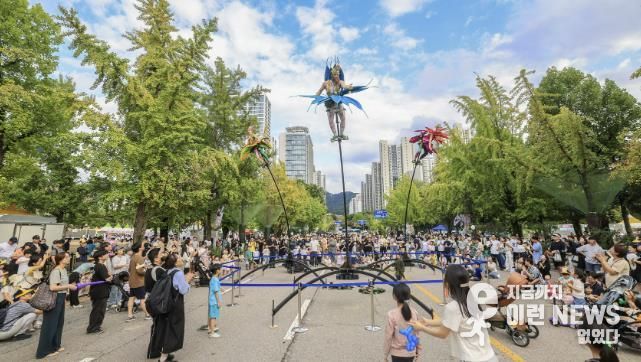 2025년 열린 과천공연예술축제 공연 모습