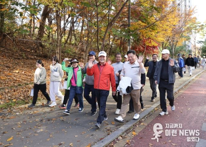 탄소중립 실천 ‘의왕 11월 두발로데이’ 성료…1천 여 시민 참여