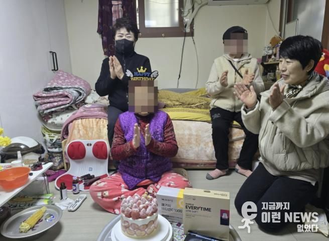 수원시 팔달구 지동, 홀몸어르신께 따뜻한 생신 축하와 선물 전달