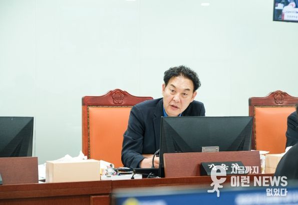 경기도의회 강웅철 의원