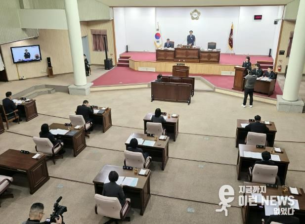 군포시의회는 12월 1일 제285회 정례회를 개회했다. 이번 회기는 18일까지 진행된다.