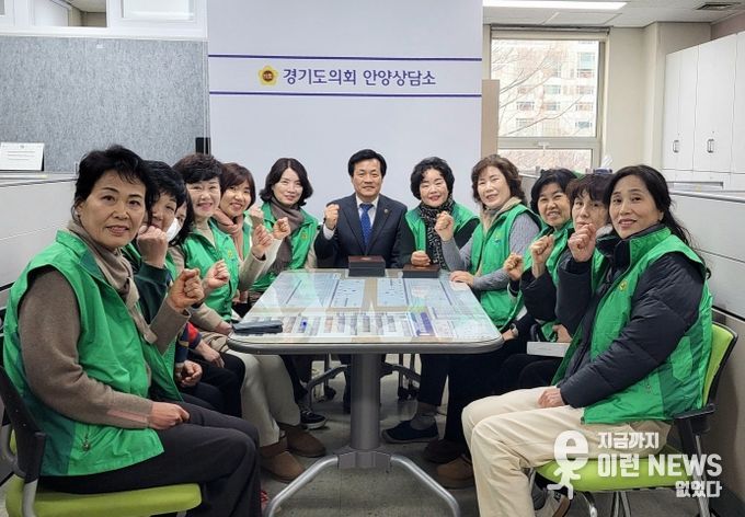 문형근 위원장,