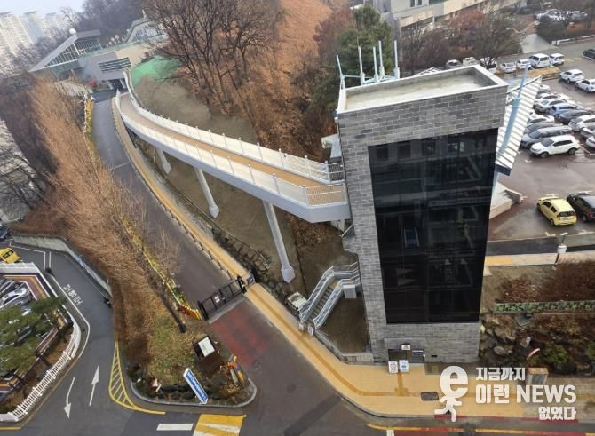 그림책꿈마루외부승강기