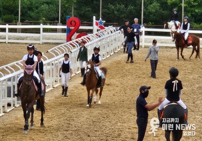 이천시 유소년 승마단