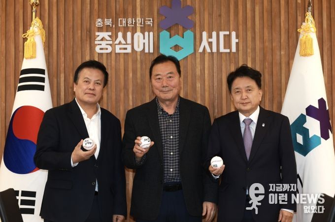 유승안 감독 접견