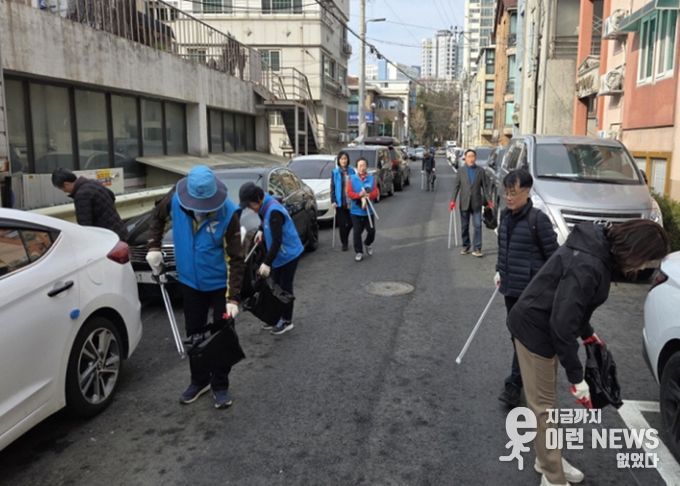 고양시 성사2동 주민자치회, ‘깨끗한 마을 만들기 위한 환경 정화활동’ 실시