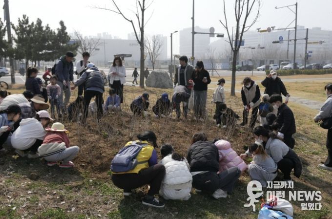시흥시 배곧2동, 봄맞이 소망나무 심기 행사 진행