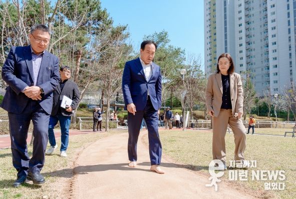 오산시, 2026년 맨발길 4개소 준공… 시민 힐링 공간 본격 운영