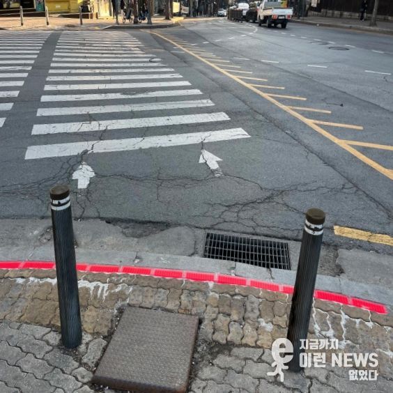 단국대삼거리 LED 바닥형 보행신호등 설치 모습